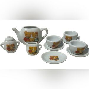 Vintage Kids Bear Tea Set